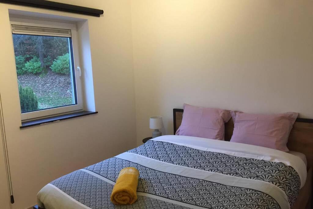 Appartement Duplex pour 3-4 personnes à Ciney Extérieur photo