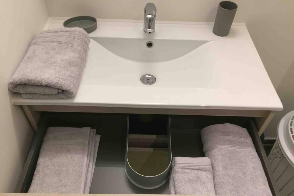 Appartement Duplex pour 3-4 personnes à Ciney Extérieur photo