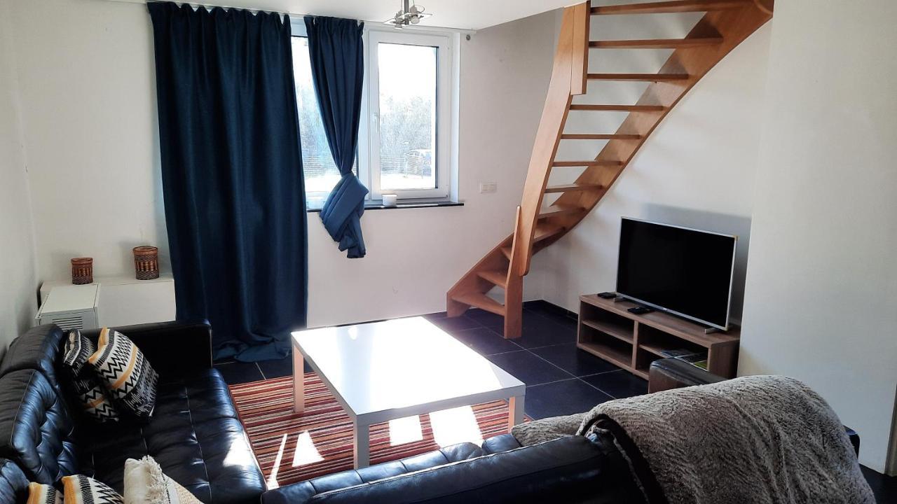 Appartement Duplex pour 3-4 personnes à Ciney Extérieur photo